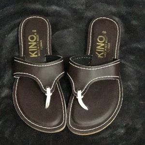 Kino sandals